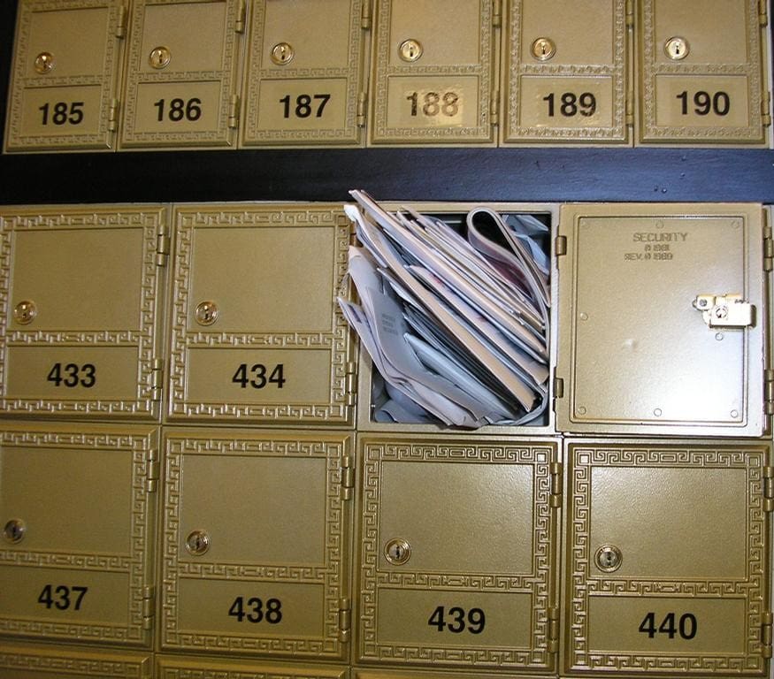 StuffedMailbox2_full